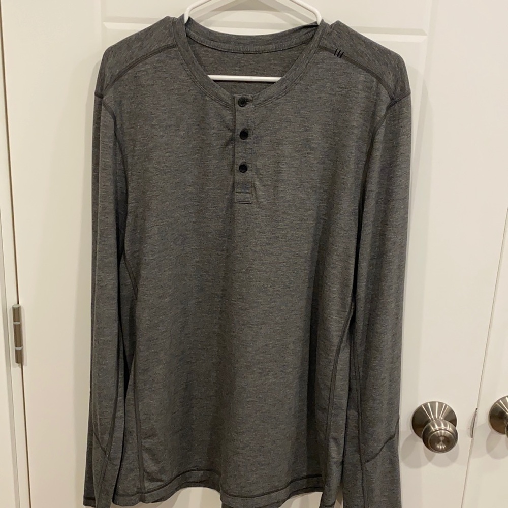 Lululemon Long Sleeve Henley Men’s L Shirt
